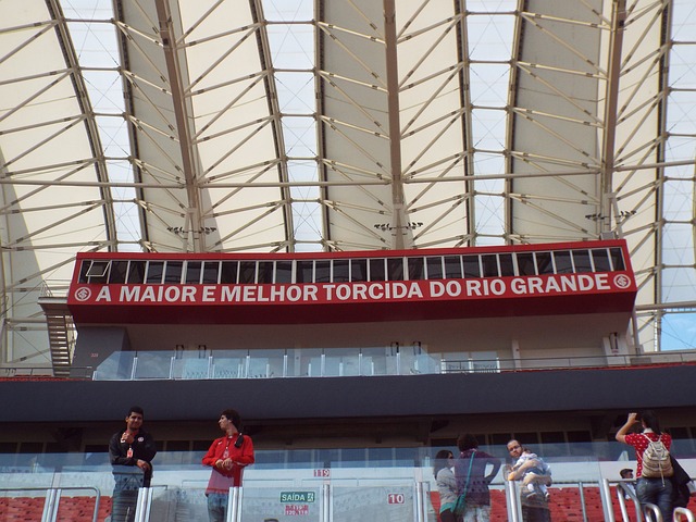 位高官因受 位高官因受